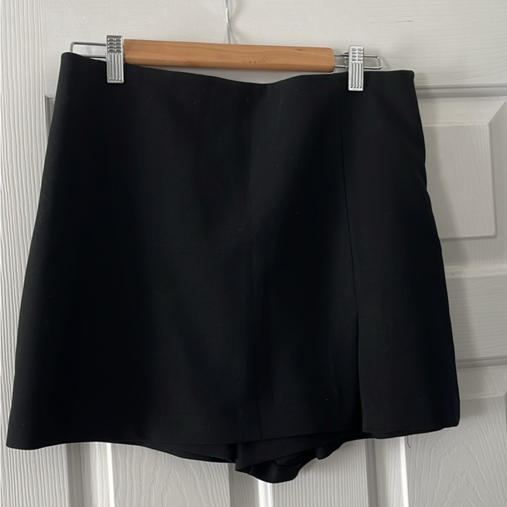Zara Black Women's Shorts